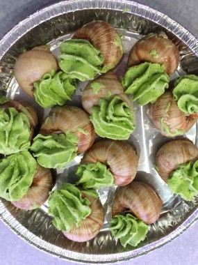 Assiette de 12 escargots de bourgogne 